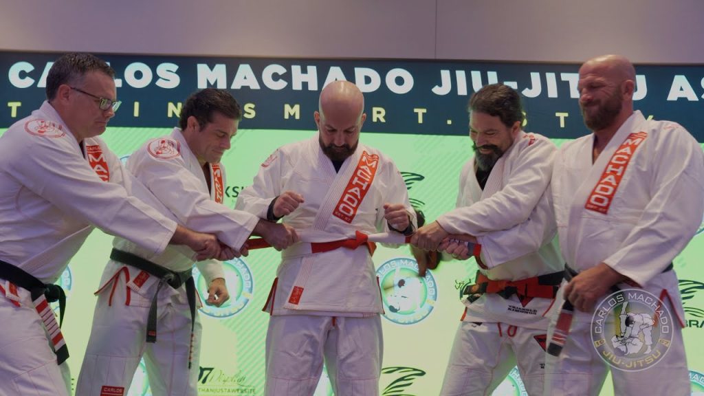 ceinture rouge et blanche jjb